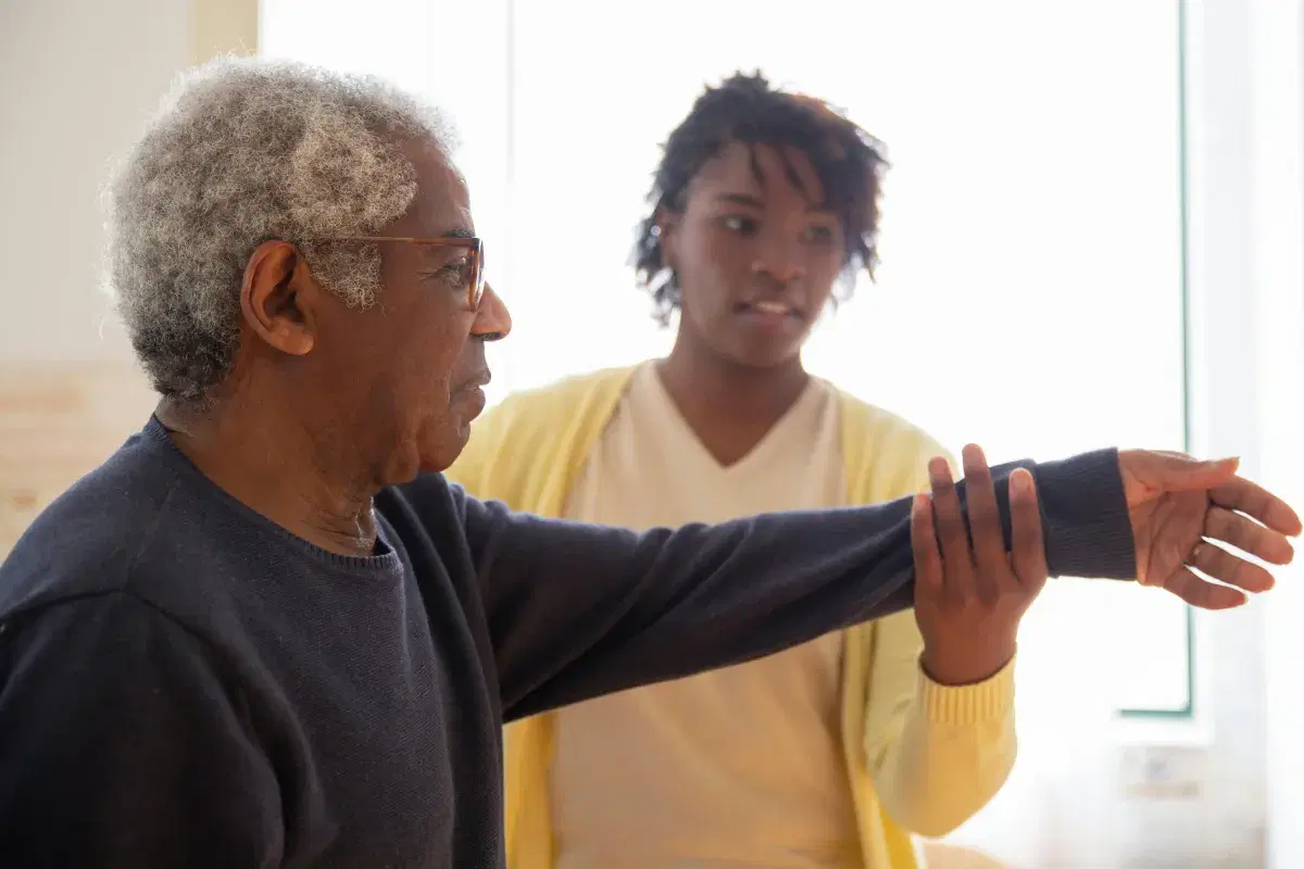 Senior Medical Care at Pomona Pediatrics and Family Clinic in Pomona, California